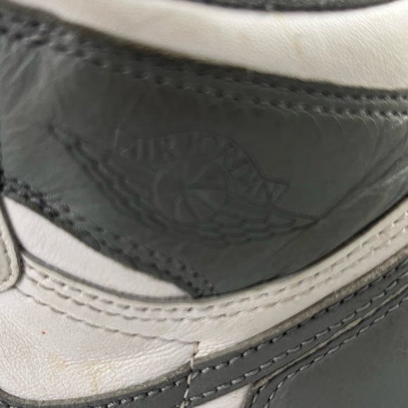 Jordan 1 retro high og shoes - Picture 8 of 9